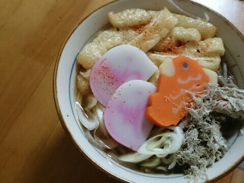 具材たっぷり蕎麦